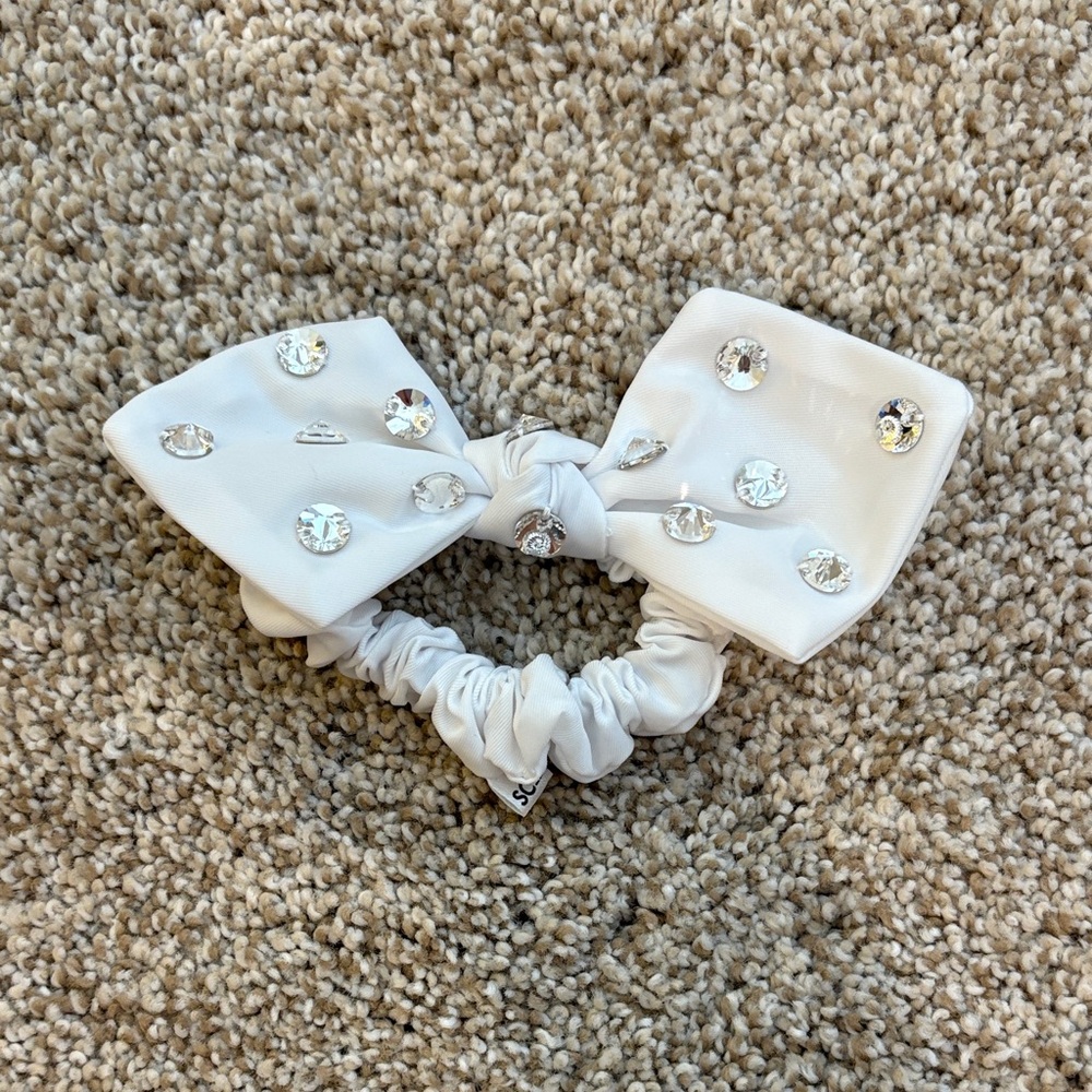 White Bow Hair Scrunchie SCL